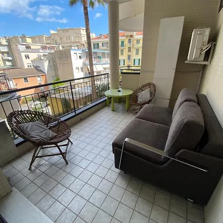 Loft Des Etrangers Daire Sanremo